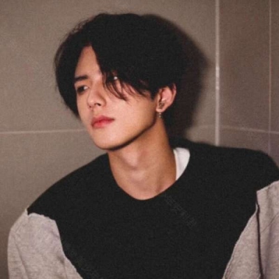 潮流风超级稳重的男生抖音独一无二最新版男头吸引人