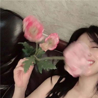 女头沙雕呆萌真人合集 你要变得足够强大然后才有然后