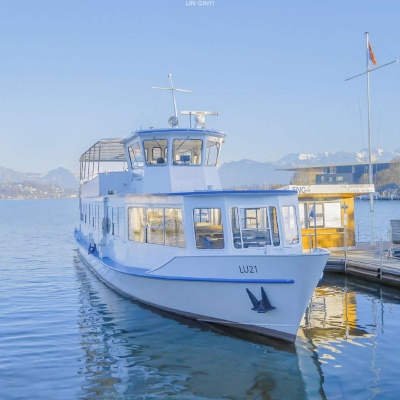 蓝色系柔和的养眼微信风景要去爱一个非常非常重视你的人  