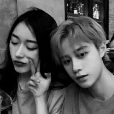 黑白情侣头像冷酷低调 炒鸡好看的情侣头像威猛