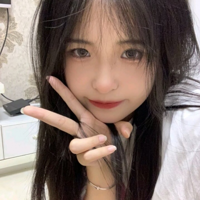 超级纯的很少女的好看女生头像 带一束花去见喜爱的人吧