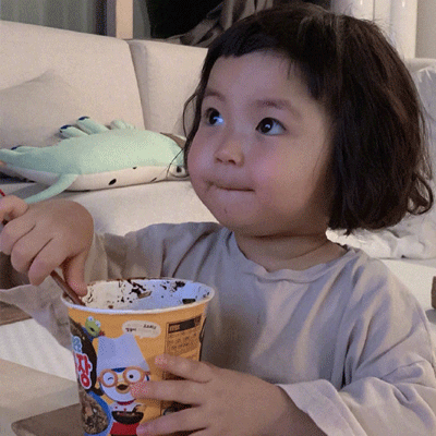 宅家罗熙甜蜜蜜蜜的闲适头像大全 在喜爱你的人那里去热爱生活