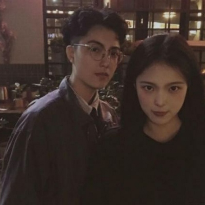 很哇塞的很绝美的双人情头合集 精选好看又很精致的情头