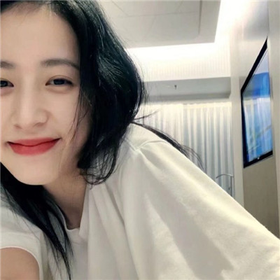 风度甜美女神周雨彤头像合集 明智的放弃胜过盲目的执著