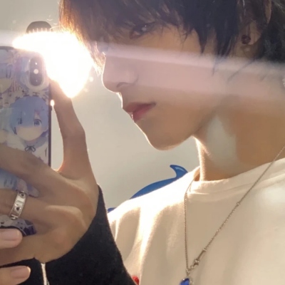 最新版很有魅力的真人男生细水长流才能有始有终