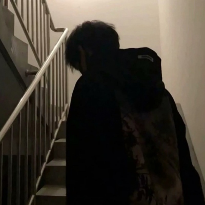 很抑郁很伤感的男生用的丧心里有太阳美好便一直在