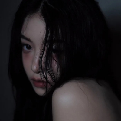 复古优质女生高端头像精选 和人世间那些热气腾腾的朋友在一起吧