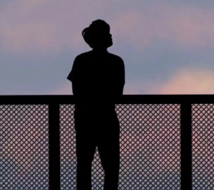 伤感网名很扎心崩溃 伤感网名伤到心碎