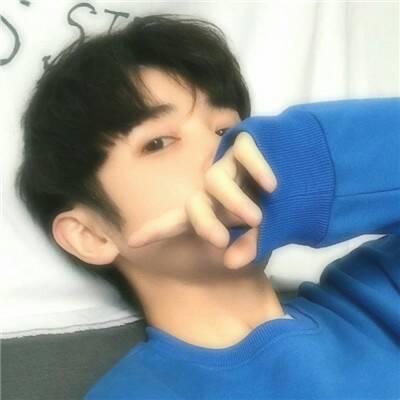 伤感个性男生小丑头像非主流帅气 习惯那些不曾习惯的习惯