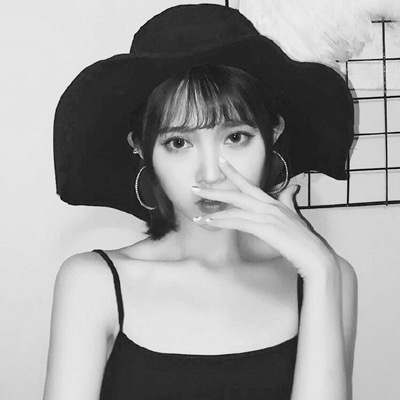 微信女生黑白个性头像 如意如意随我心意