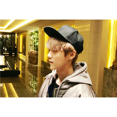 金钟仁呆萌搞笑头像大全 轻描淡写内些美丽的小情话