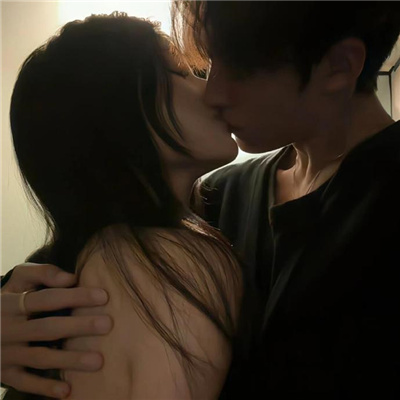 高清情头很甜又很宠溺 真人系列的情头很高端