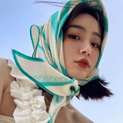 潮流潮流女生网红头像很有质感 生活不在别处当下即是全部