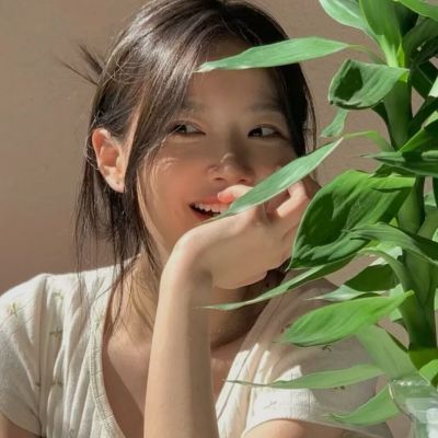 女头小清新呆萌漂亮单纯 初夏的花开像满眼柔和的你