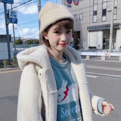 强迫症头像女生甜美小清新 被窝是天堂在人间设的分店