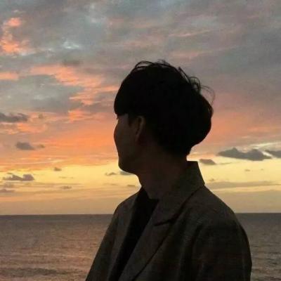 独一无二男生个性小丑头像不露脸 我的人生就缺你