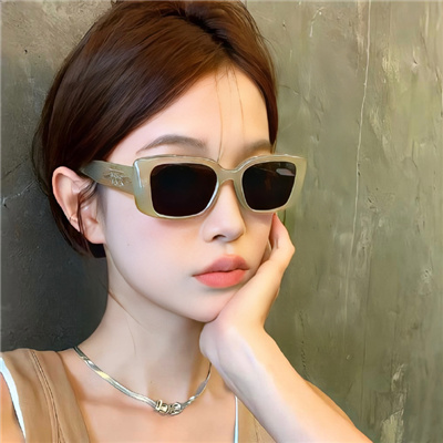 很酷的洋气感女头真人 显高端的酷酷女头合集