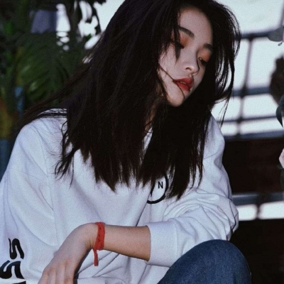 非主流女生个性能伤害我的都是我爱的