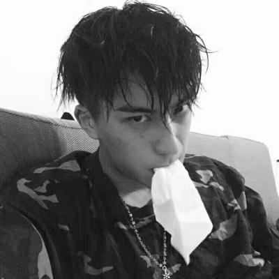 威猛男生微信头像黑白小丑独一无二 空留一地可笑的幼稚