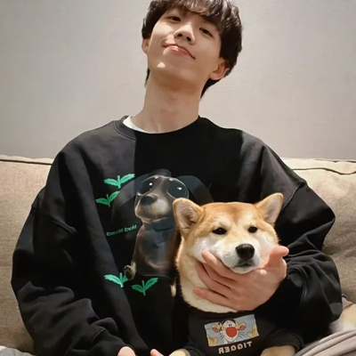 柔和且高清的男头最热 版超绝的男头