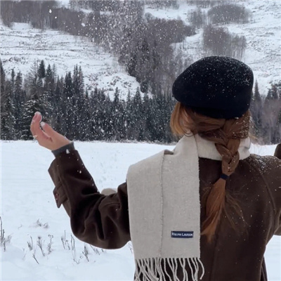 好看与风度并存的背影女头 简单但是超漂亮的朦胧感女头
