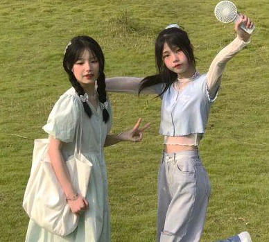 姐妹网名一个呆萌一个高冷 高冷又呆萌的姐妹网名