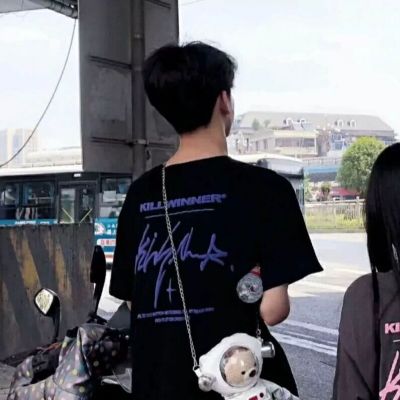 好看的微信情侣头像一左一右 幼稚的话少说免得太呆萌