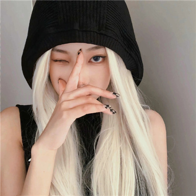 酷酷拽姐女头最新版显高冷风度 很出众的吸睛女头很酷