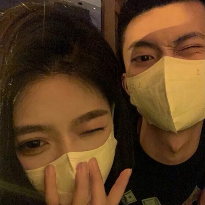 比较酷的很高端的真人的情侣希望你不用奔赴大海也能看到春暖花开