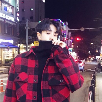 男生帅气好看有范儿头像 忘记我们之前是那样的好