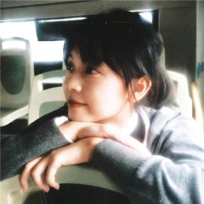 复古胶片感爆棚女头潮流感 法式女头复古感好看