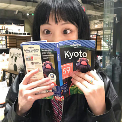 古灵精怪的女头真人 会用来当很久的头像