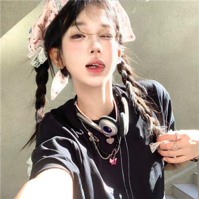 明媚高端的女头新版好看 美到心坎里的女头大全