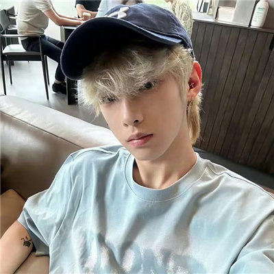 帅气男头高端闲适独特 不会撞款的男头